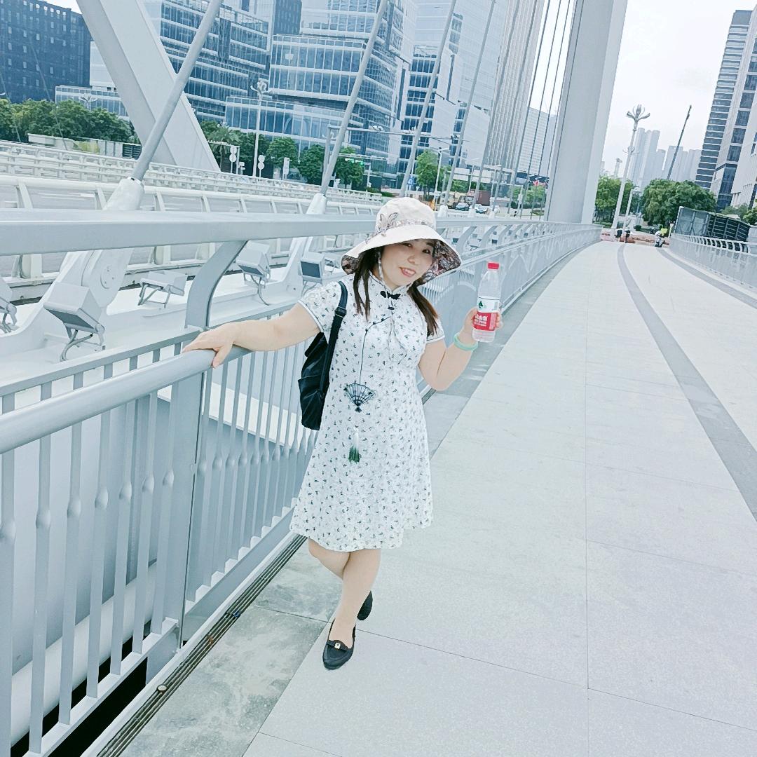 @自由飞翔 🥬🐇🐇