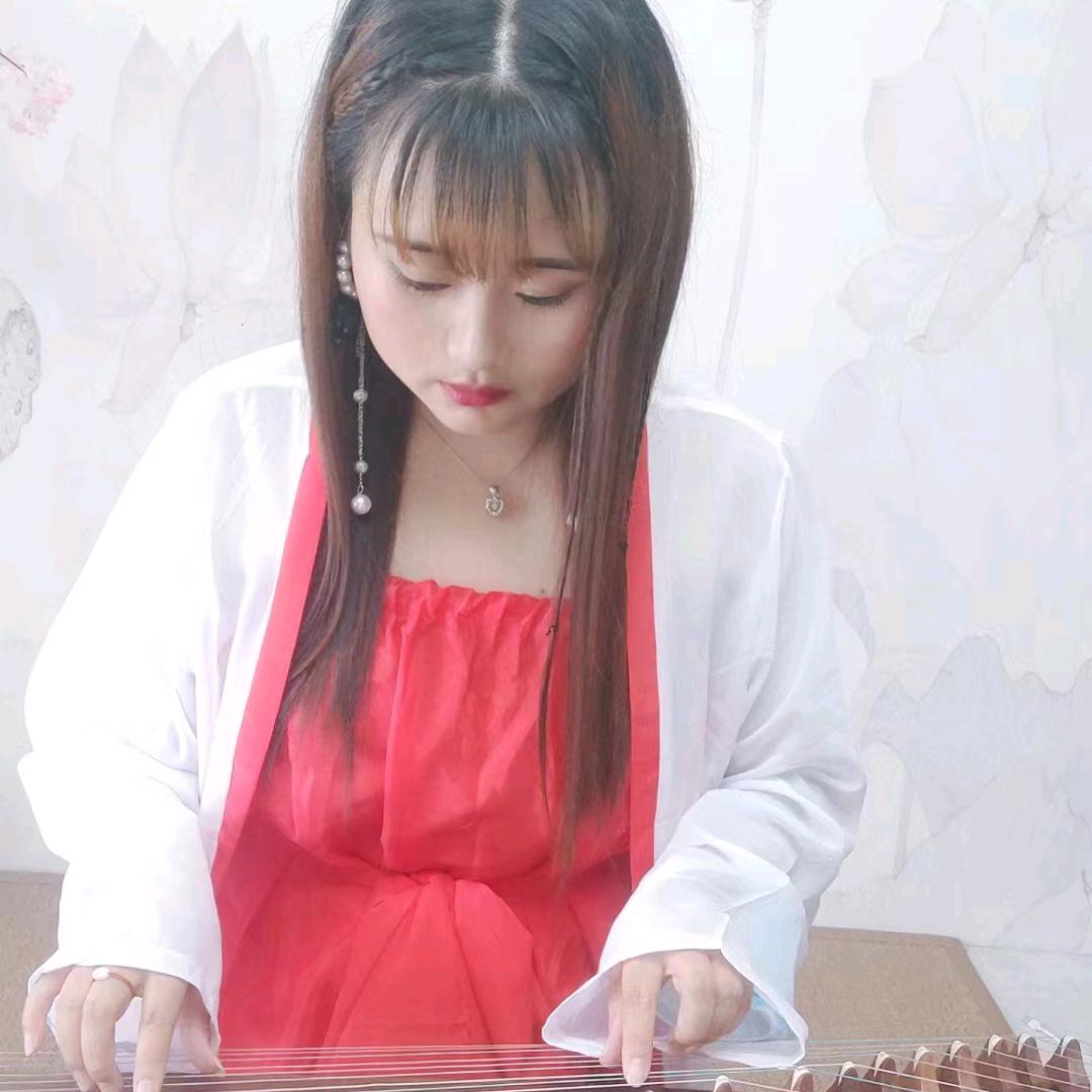 可爱👉芳芳