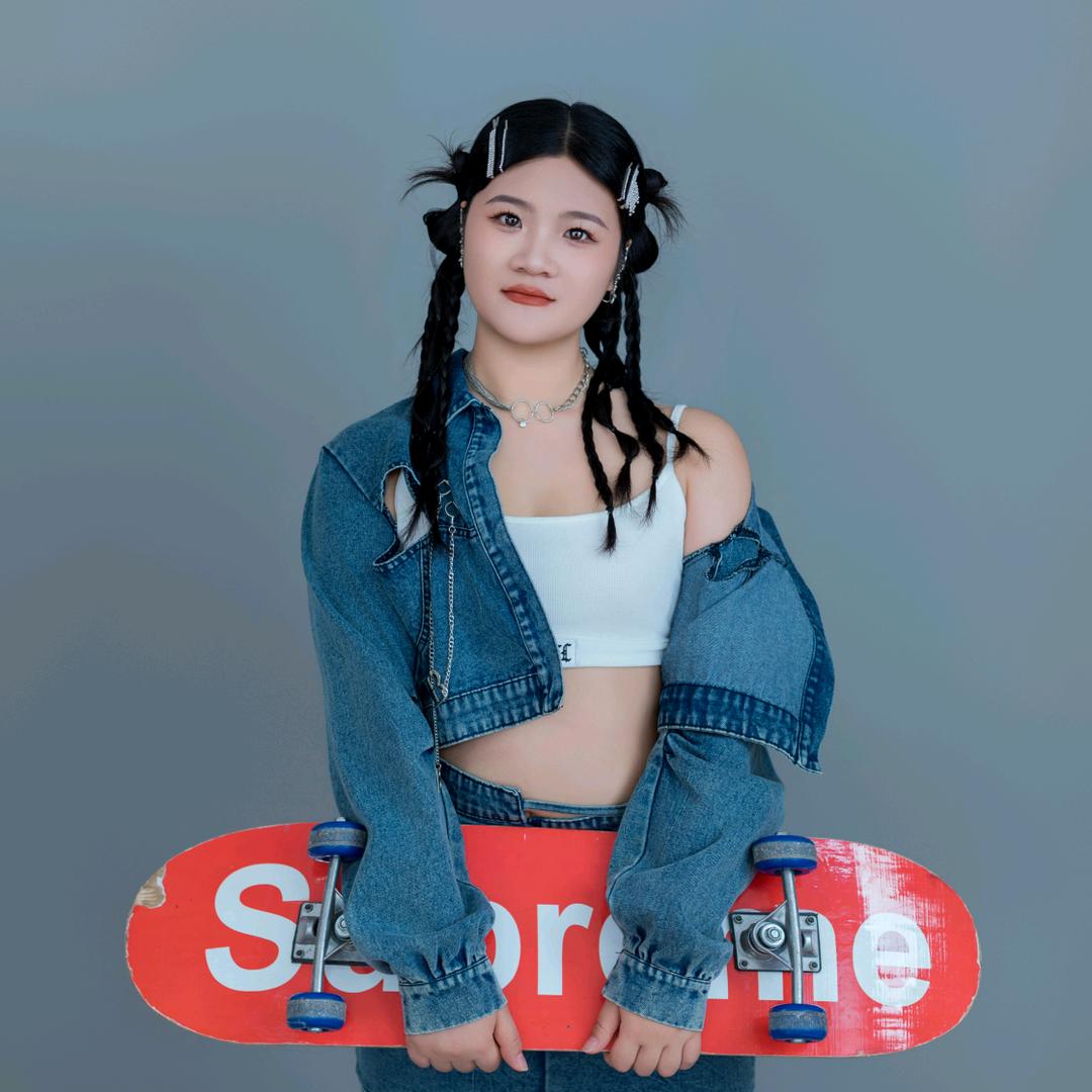 奶鹿不奶超凶的