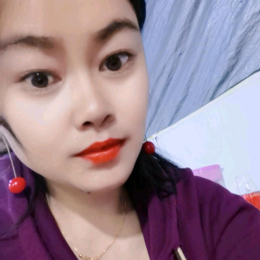 大城小爱雯雯姐