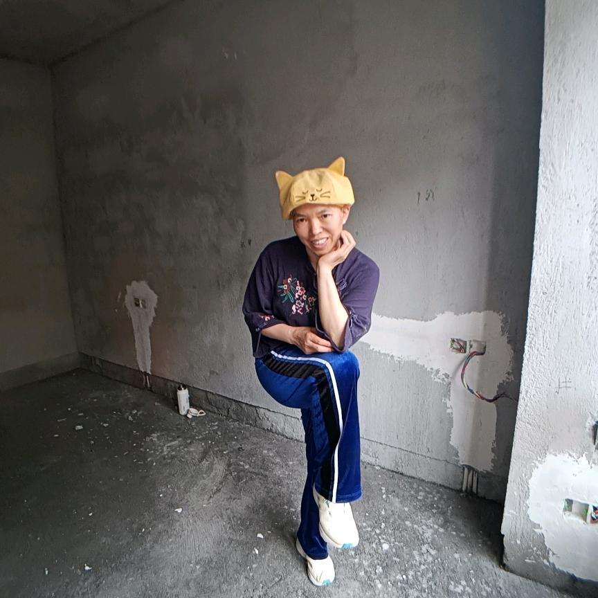 小芳吖～油漆工