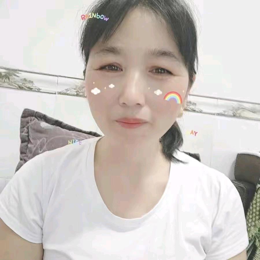 小芬。