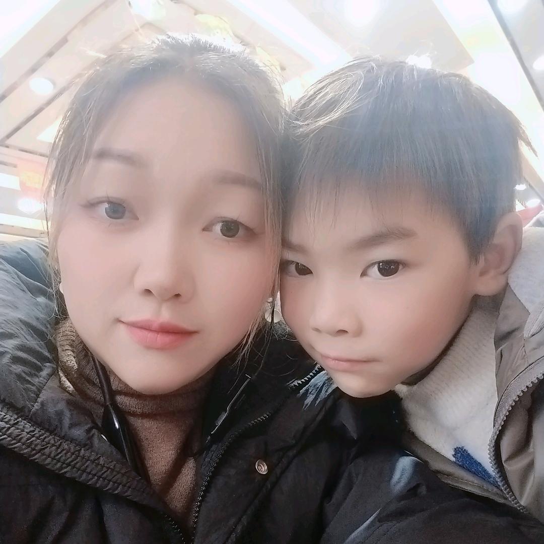 何ʕ•̫͡•ʔ❤ʕ•̫͡•ʔ以解忧