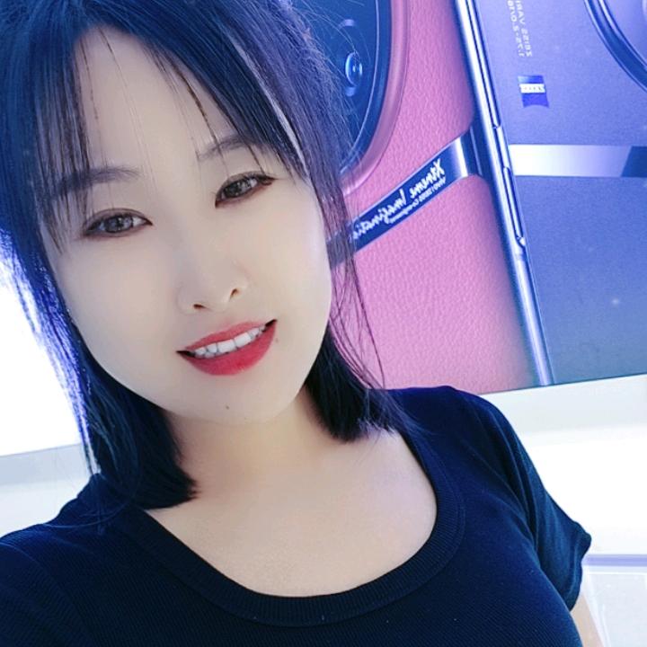 v+雷姐呀