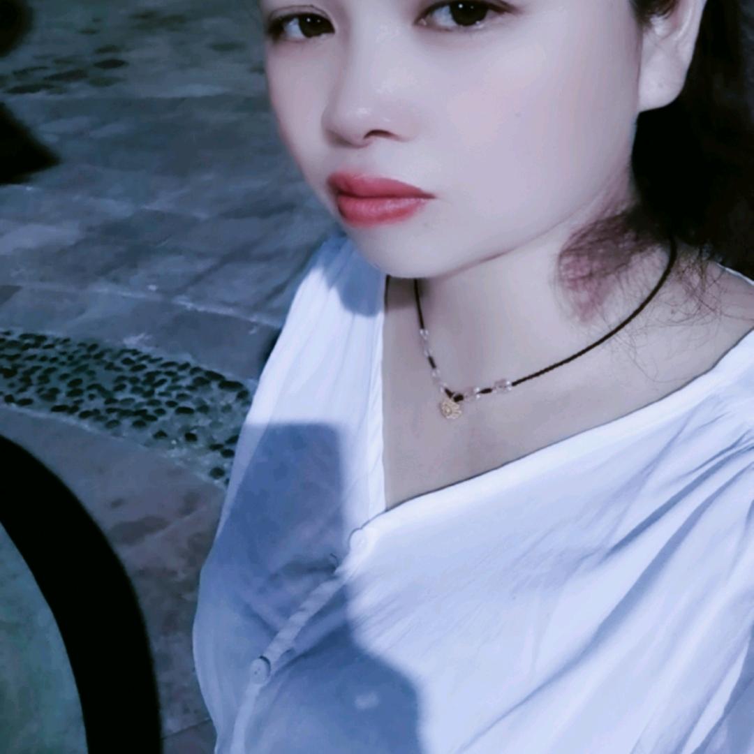 我本冷心何来薄情