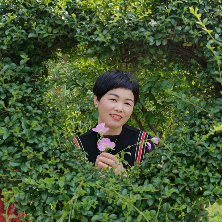 春天的🌹