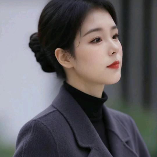 家里有姐弟俩双胞胎