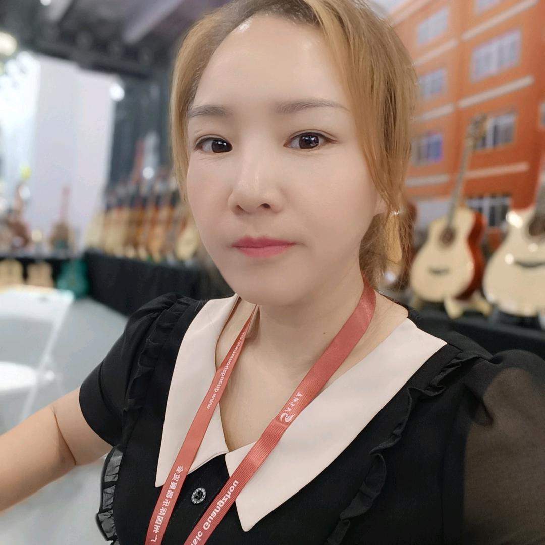 杨洋 +