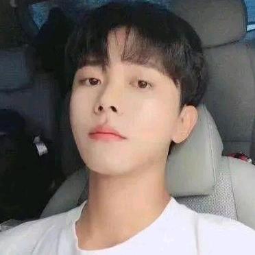 仰起头不流泪