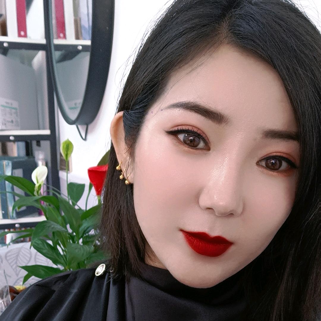 金星小区门口卿妃美美容会所