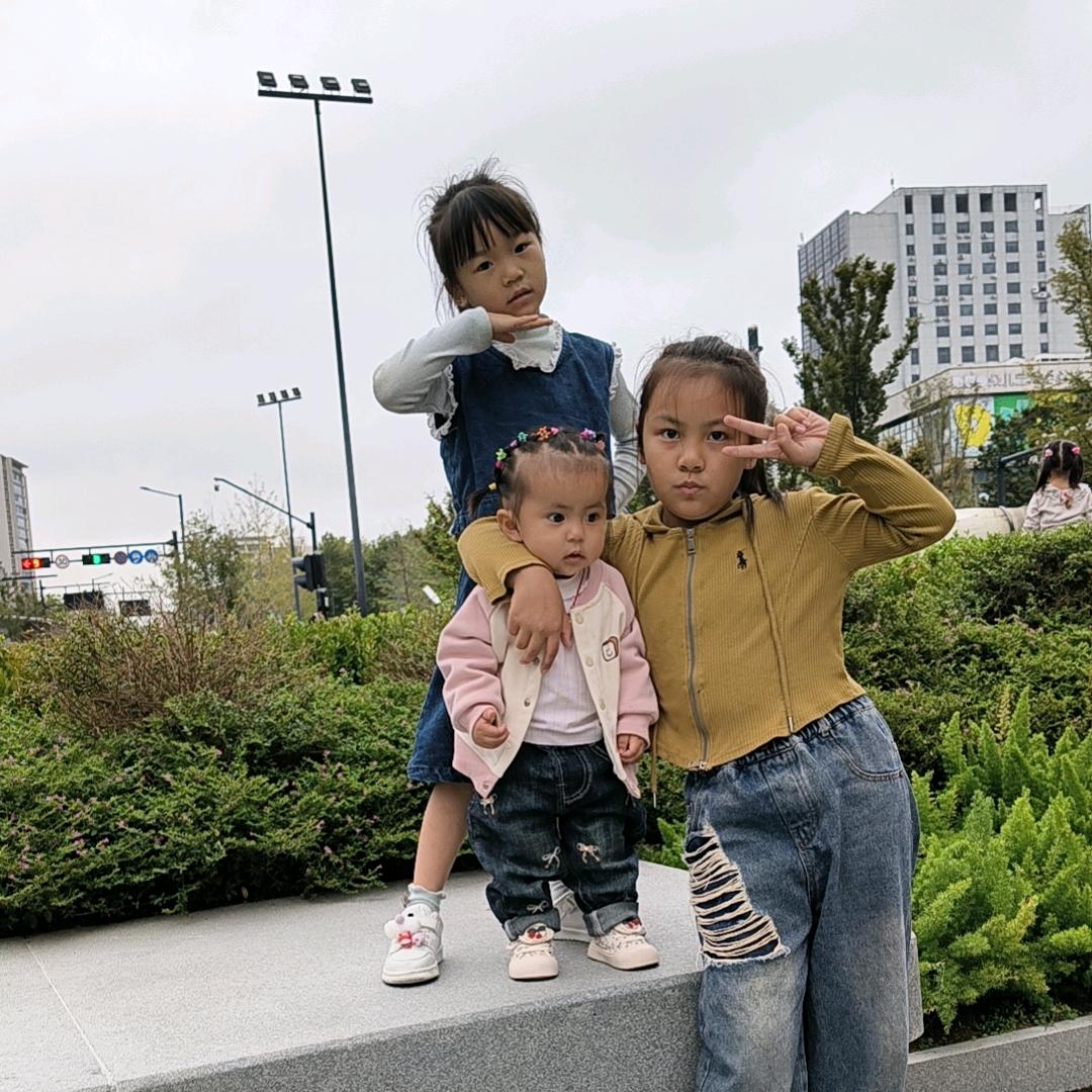 @怪难瘦🌚᭄