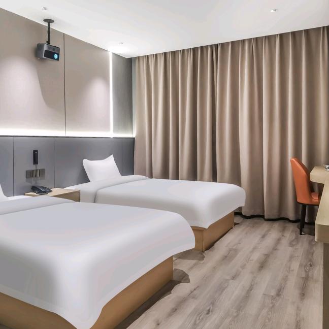 米亚酒店（武胜路地铁站凯德广场店）