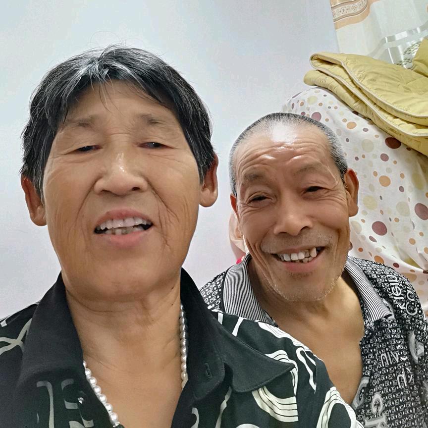 唐秀英