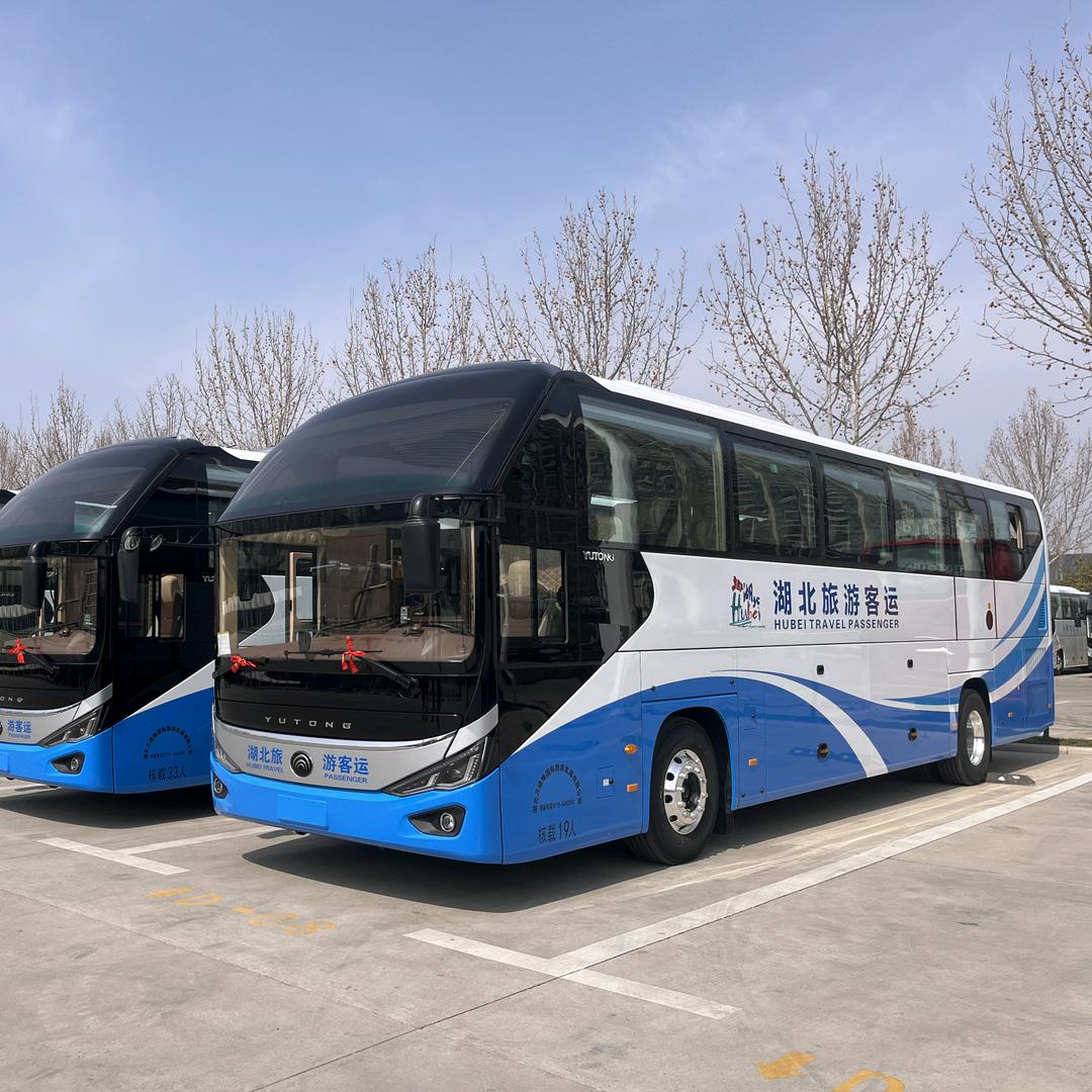 湖北大巴+房车游西藏