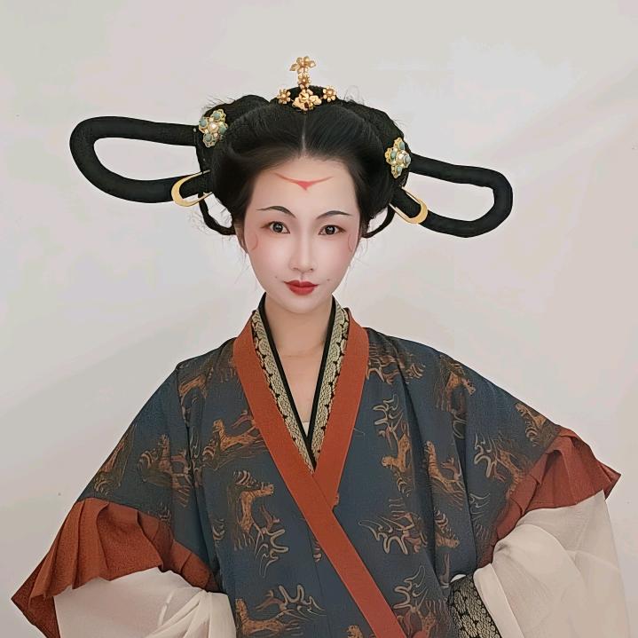 肖墨染