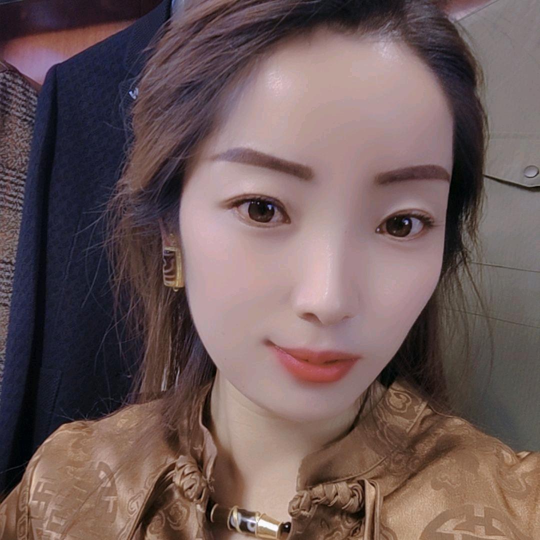 卡瓦达夏男装