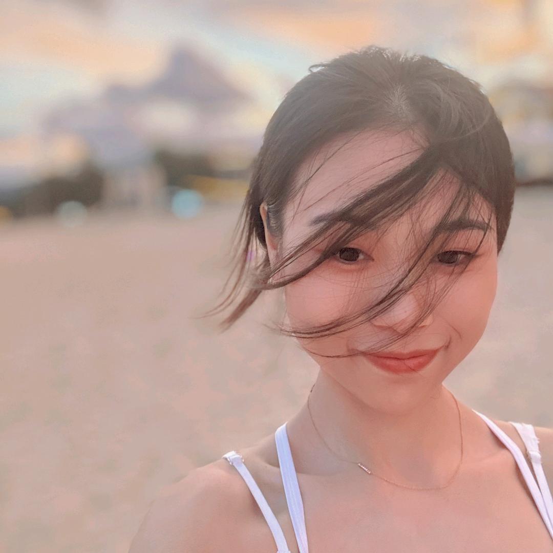 大脸娜娜子