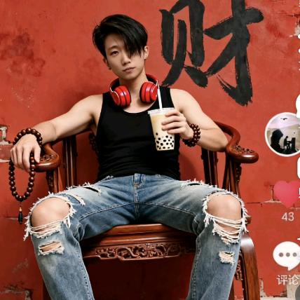 @ঠᩚ᭄举杯🍶⃟ꦽ敬过往