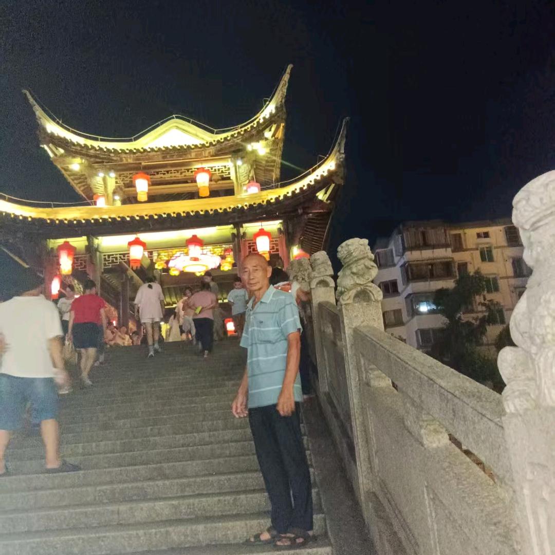 用户412394310559