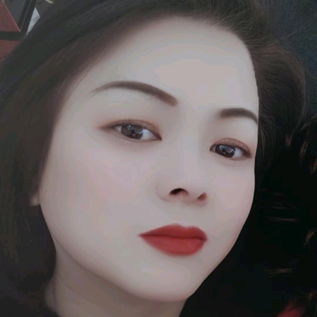苒伊