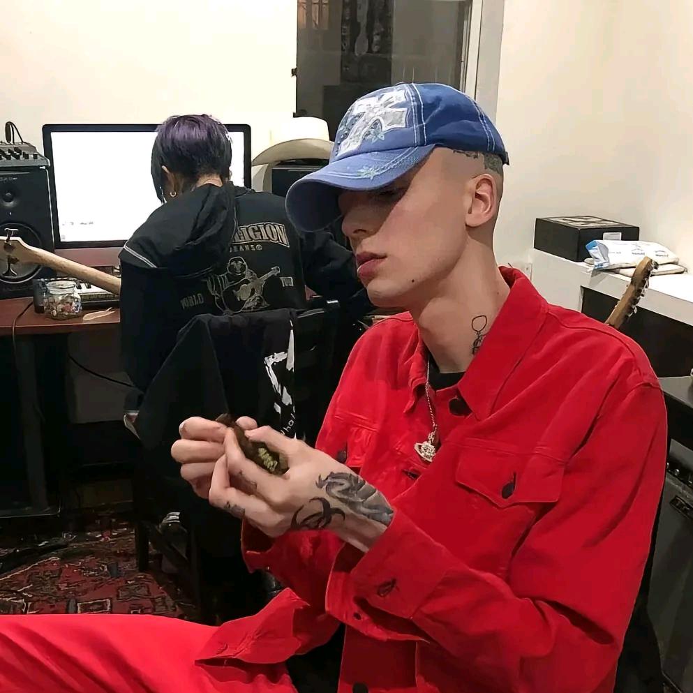 loQ