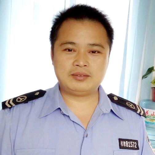 诚兴驾校侯教练C1、C2