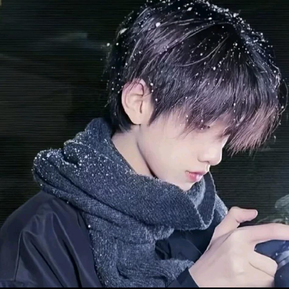 এ゜初识ݶ᭄