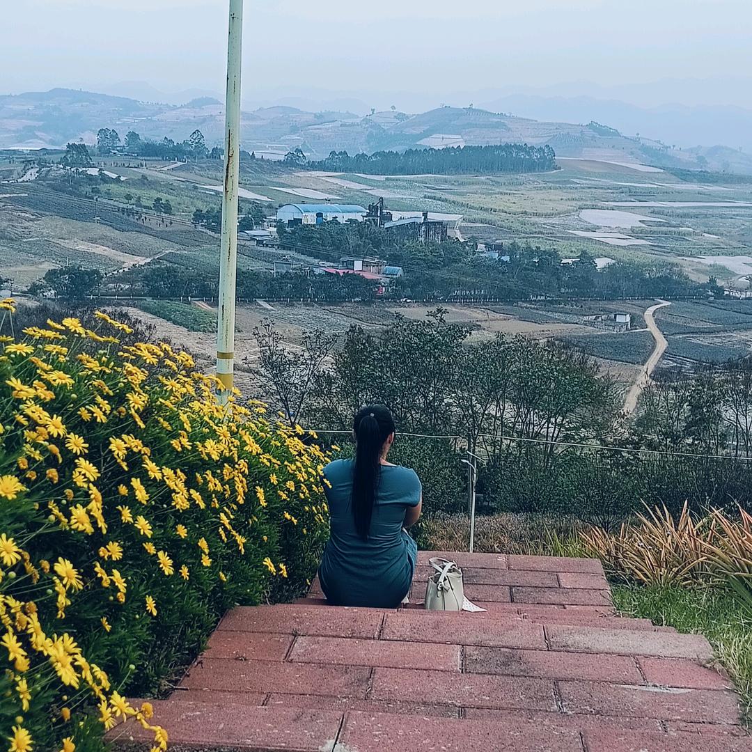 阳光后的彩虹。拒绝私聊。