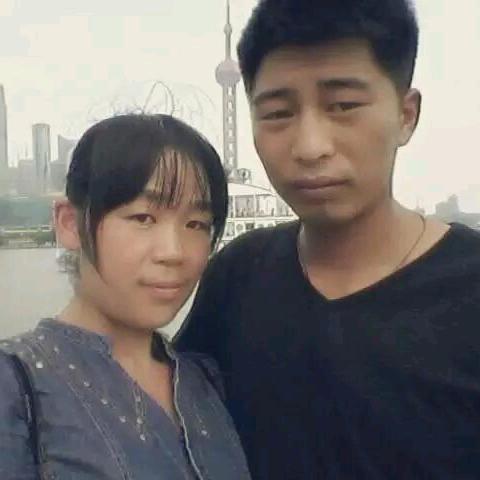 云微哥头像