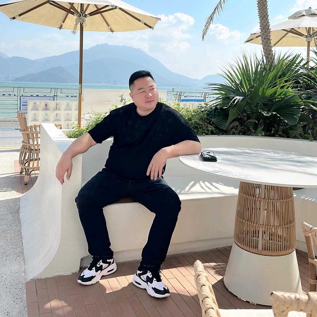 🌟小亮哥🌟