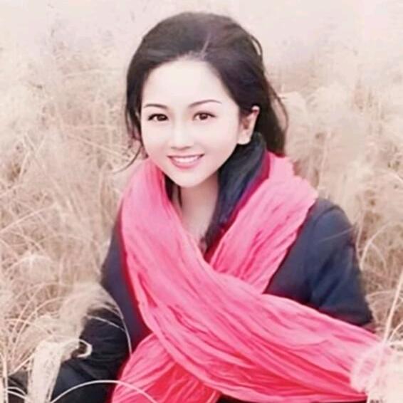 雁燕《橱窗零食推荐》