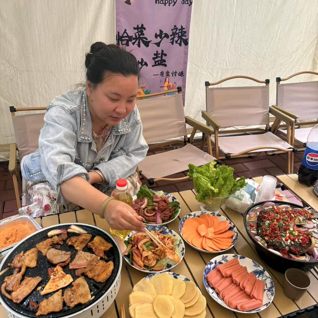 蔺相馨苑小英姐