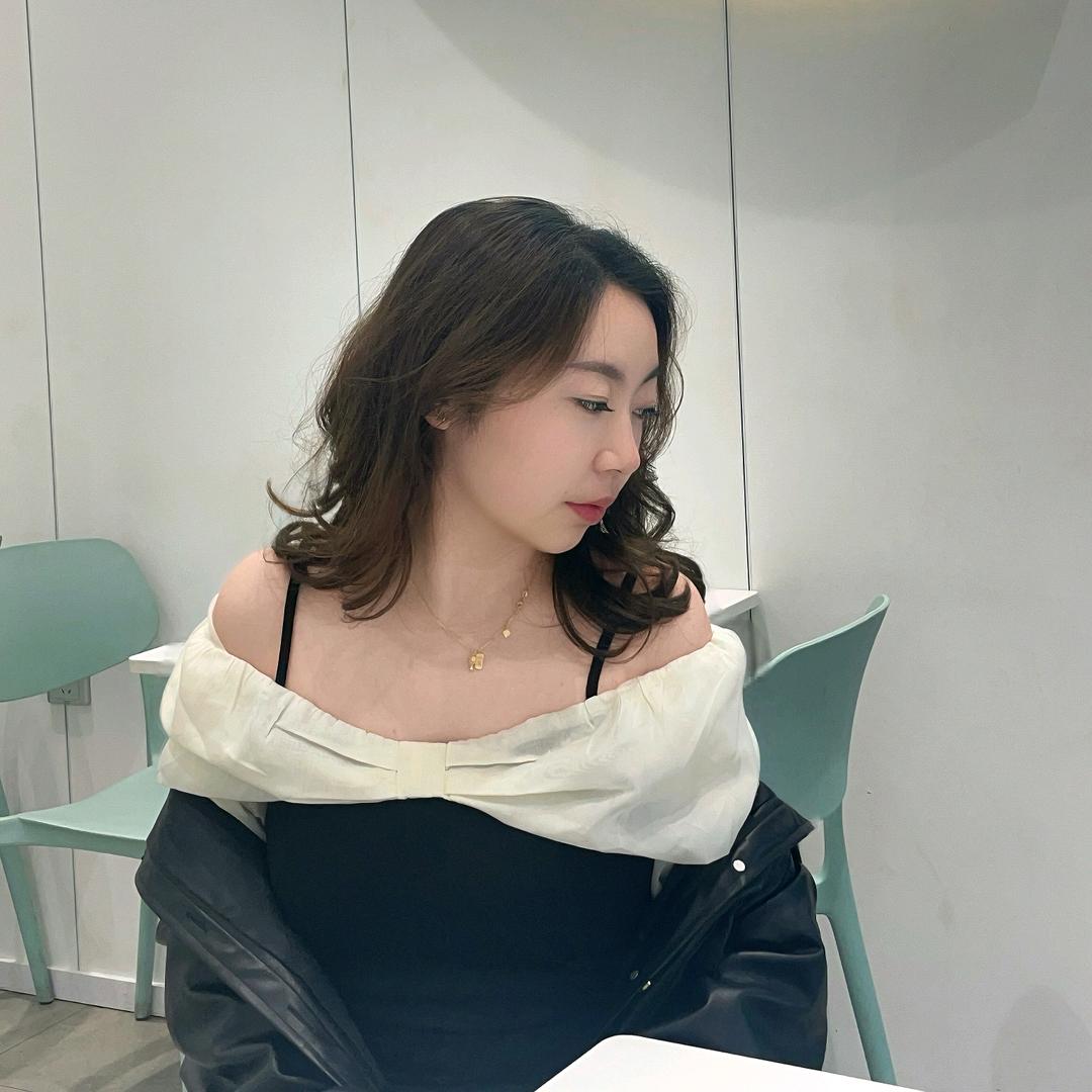 Zzz  小周周🌟
