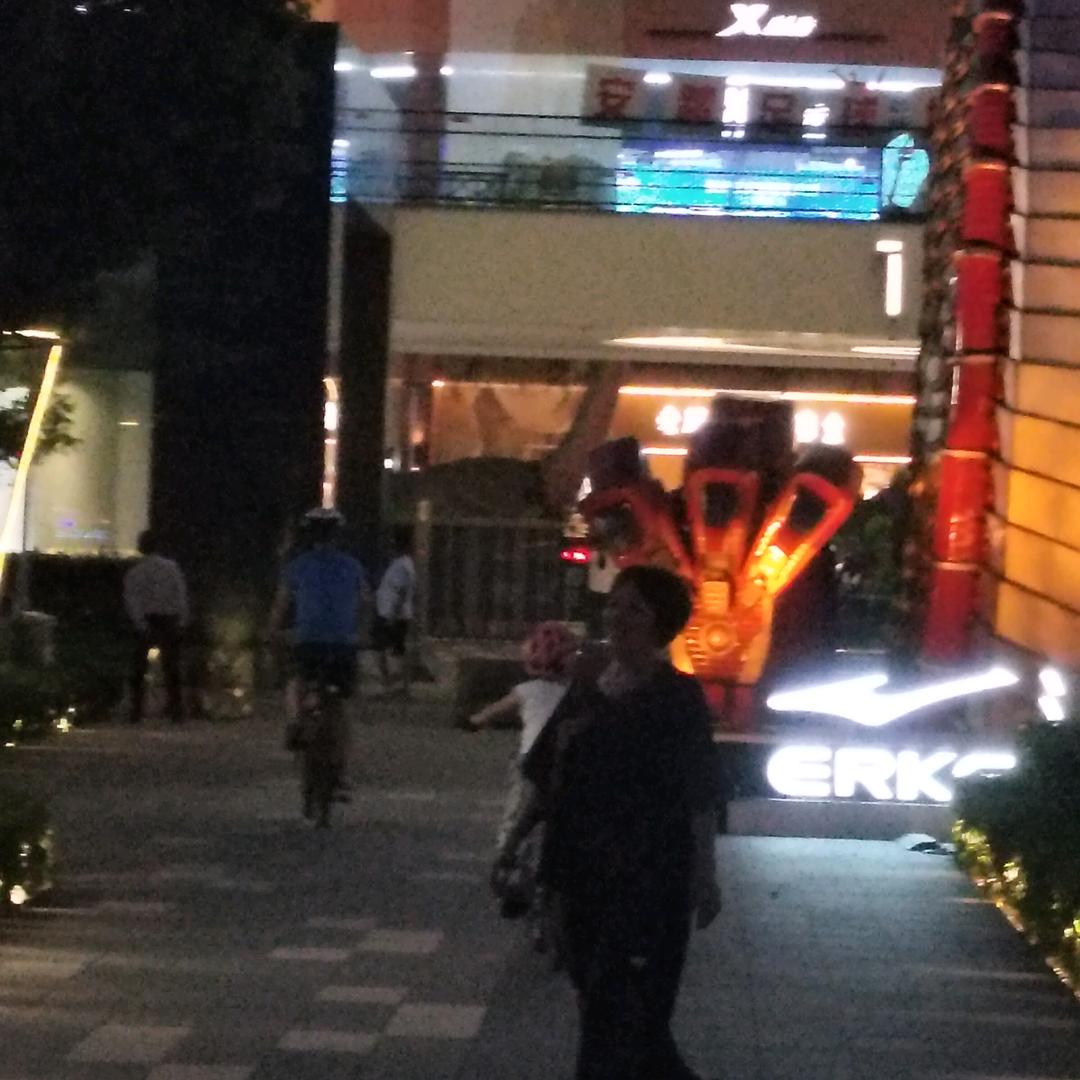 向周大姐