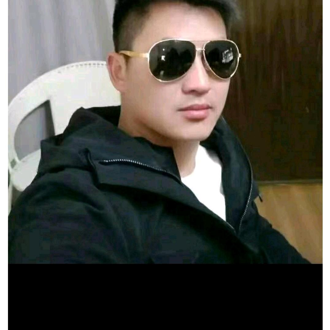 哭花了谁的妆