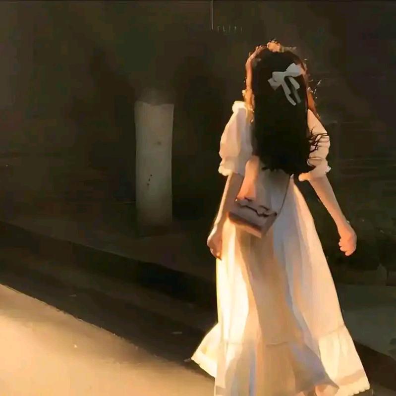 💞এ᭄月光漫过布拉格💕࿐