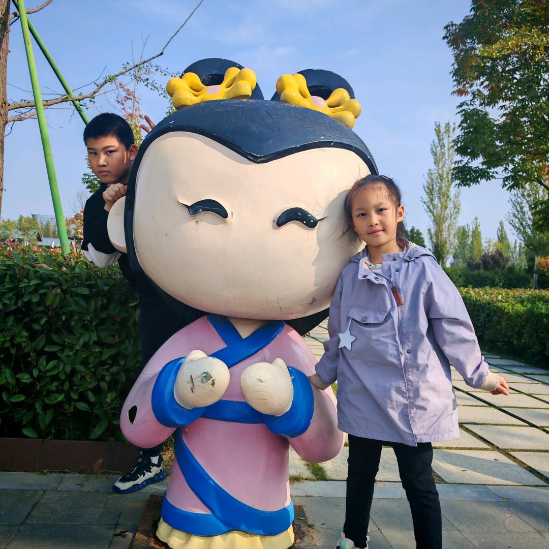 褚言褚语
