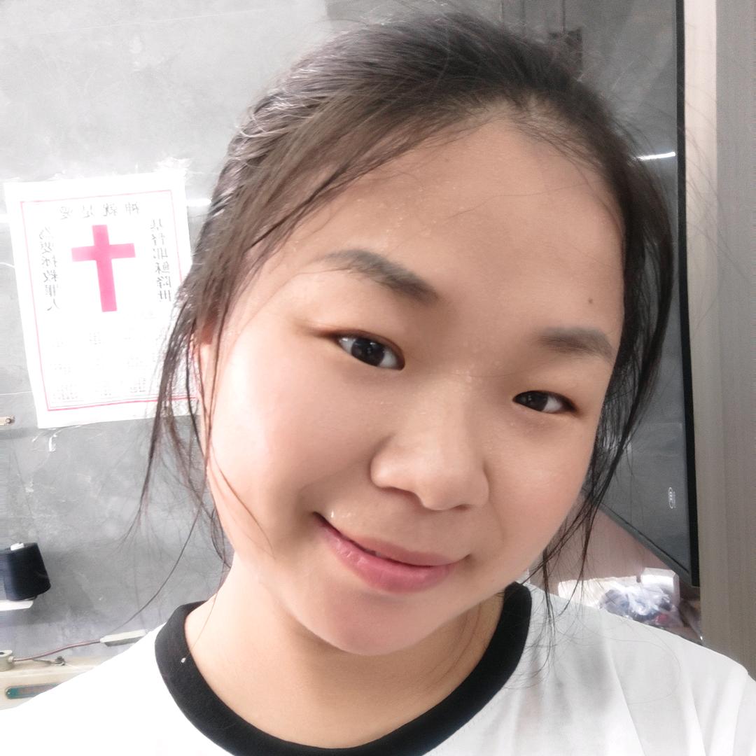 爱笑的思思