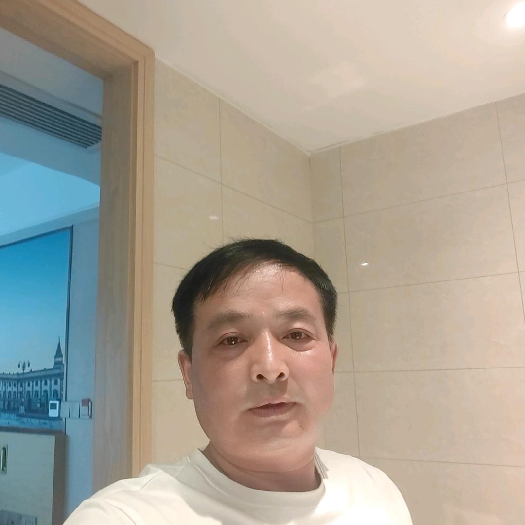 新德岳千红精品农资店