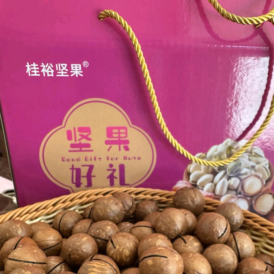 桂裕坚果
