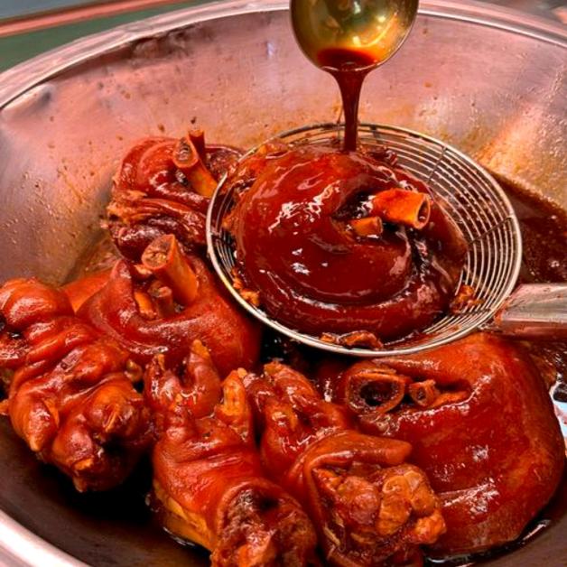 （仪小姐）肘子王府