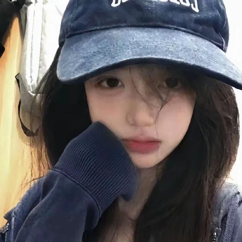 依依