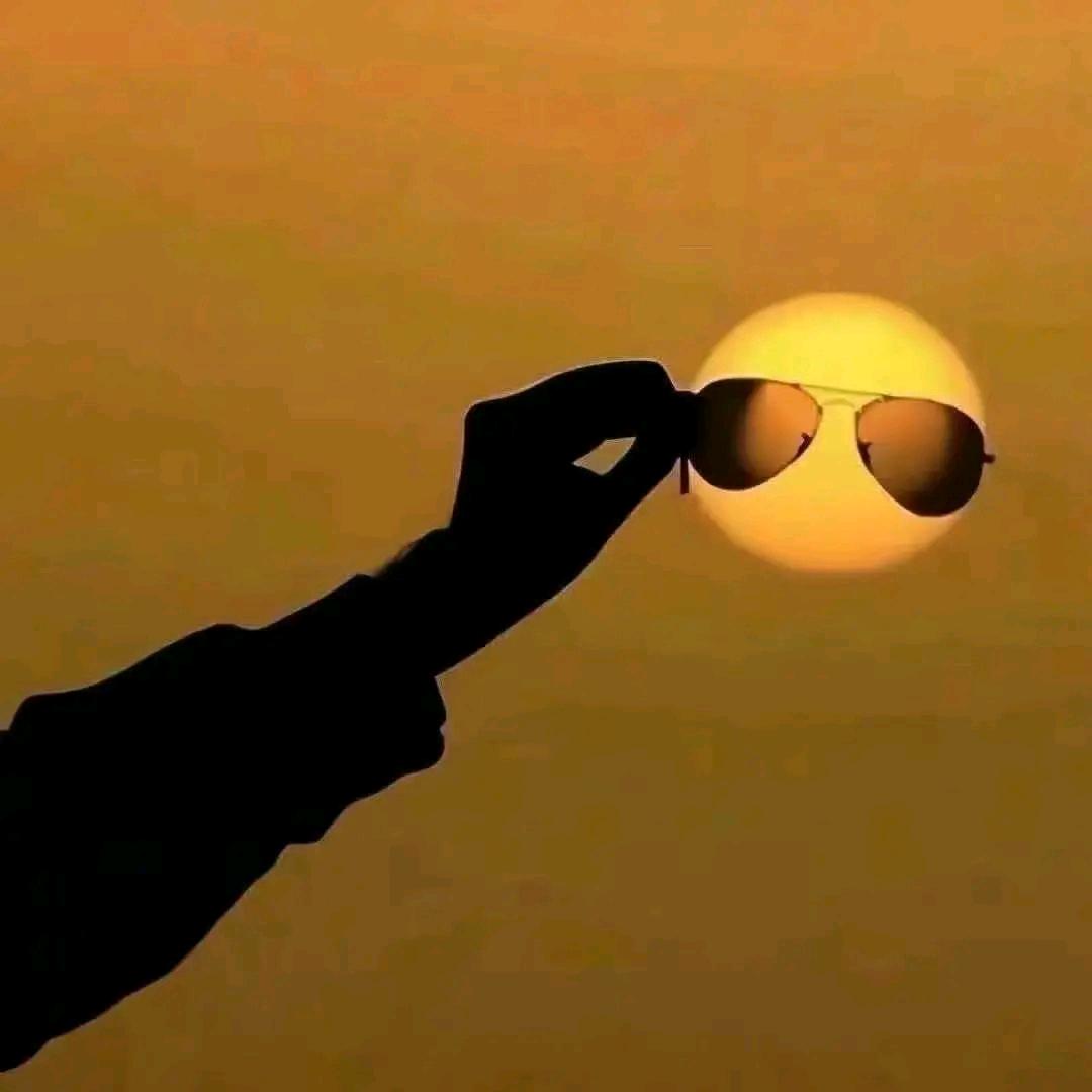 你笑起来像🌈.（三角洲）