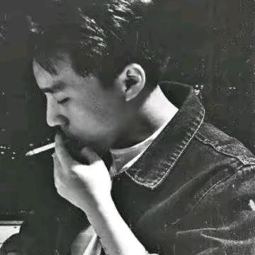 (｡･ω･｡)ﾉ♡  Miss 张