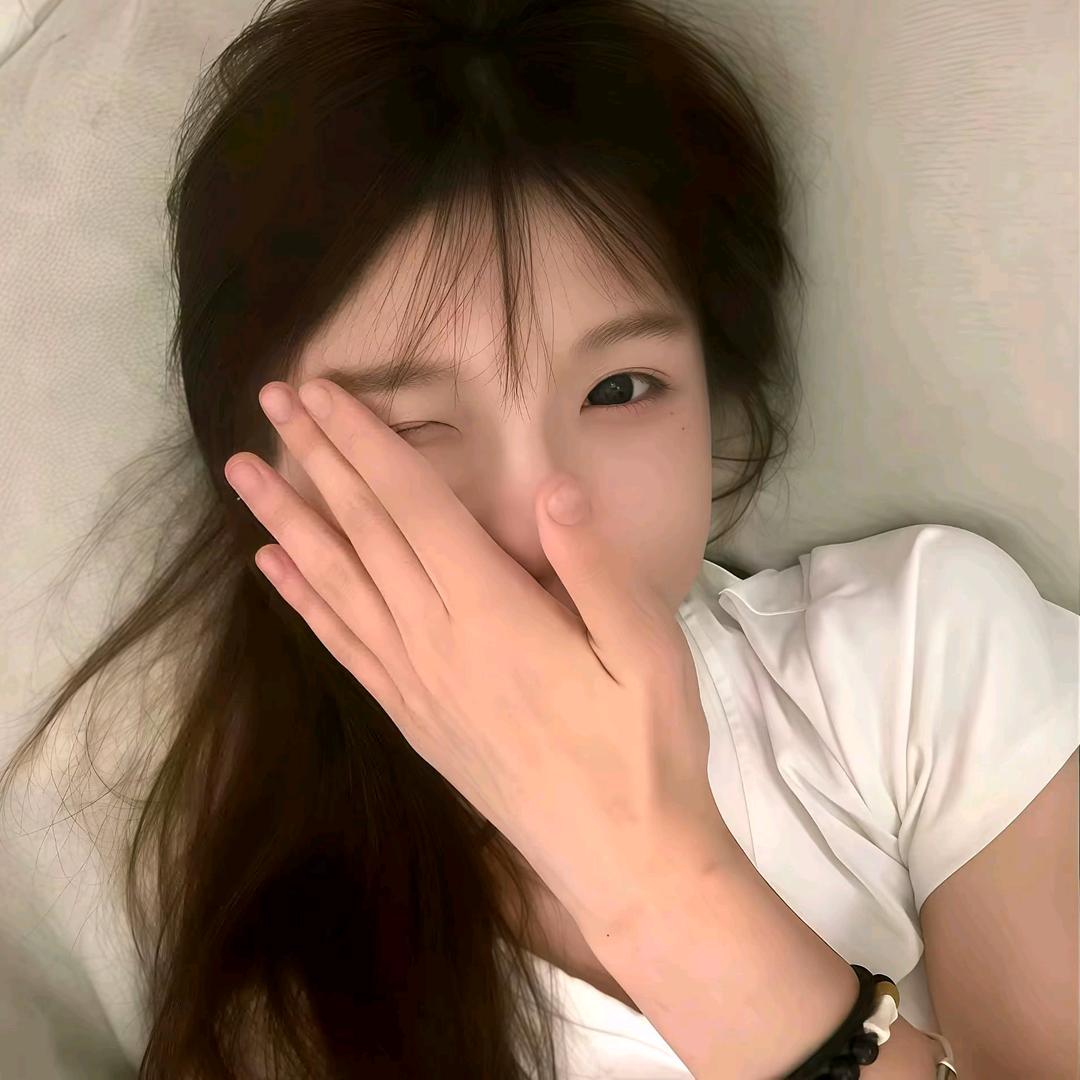 小小鱼.