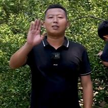 大表哥小飞哥抓鱼回看