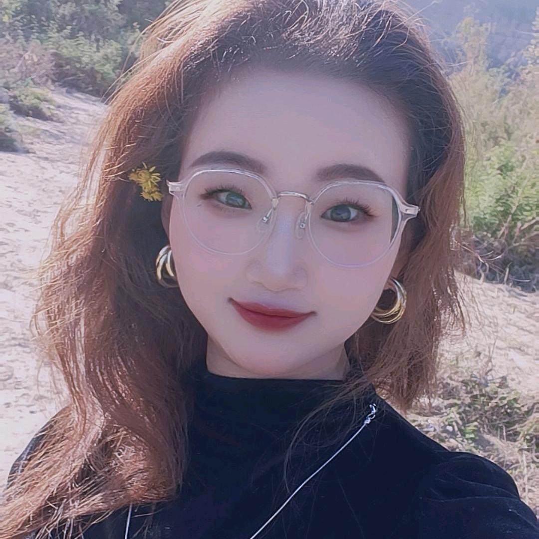 婚礼主持人小陈