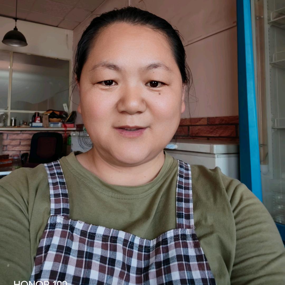 包子姐首播22点10分