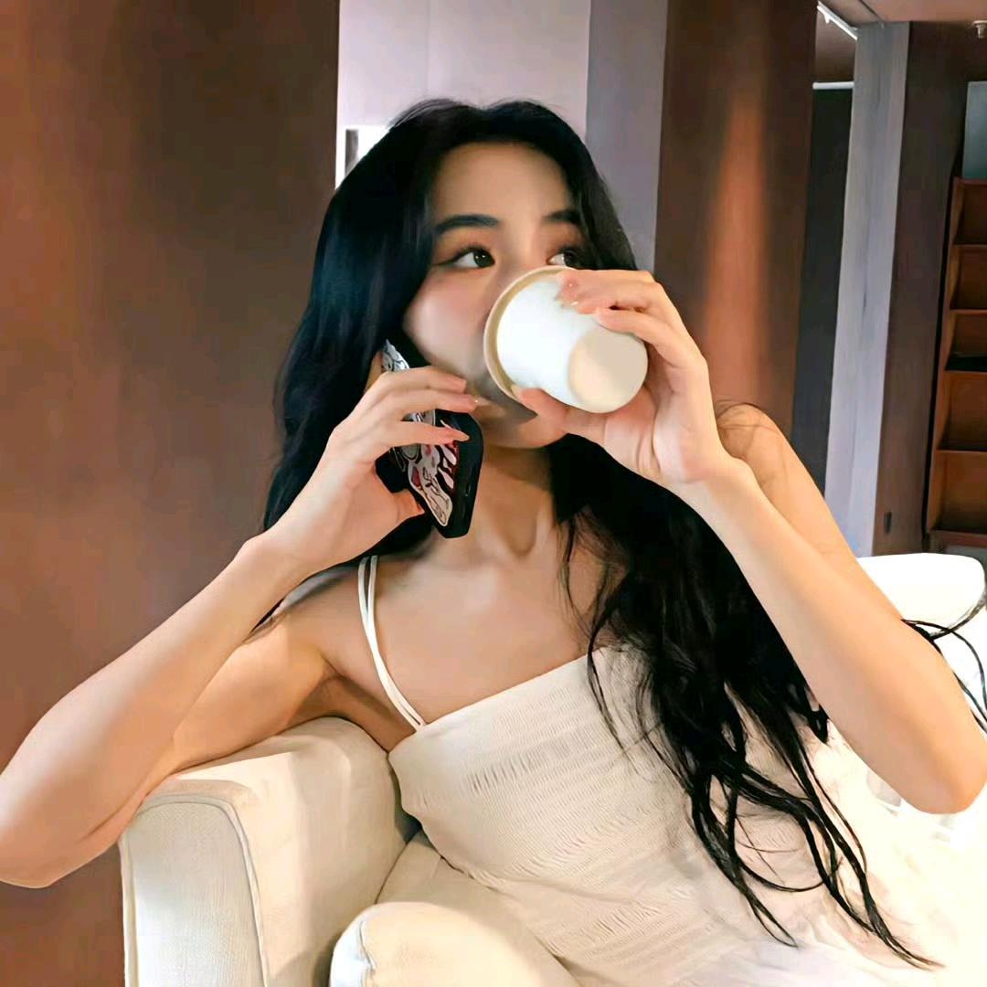 妍宝的小姨