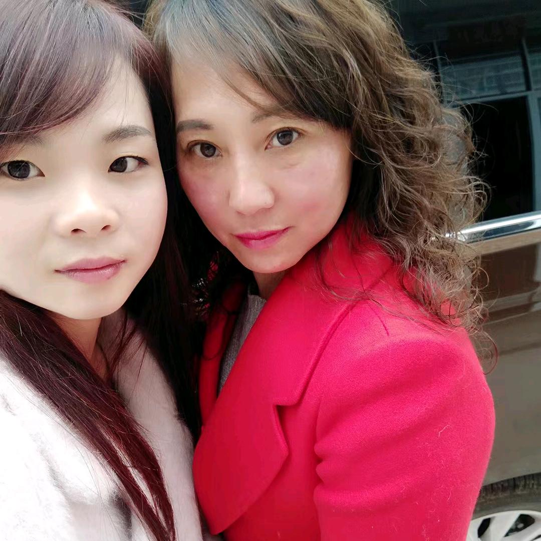 四妹和婆婆（记录生活）
